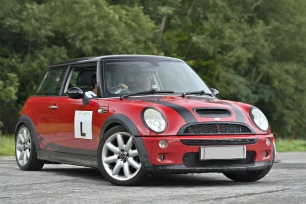 Explore New Under 17s Driving Lessons for Spring Near Me