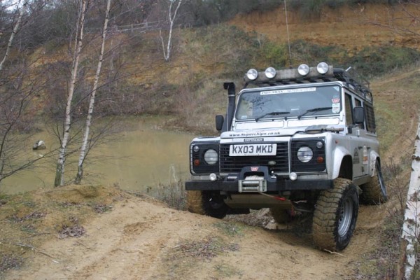 1:1 4x4 Off Road Taster - Half Day Session Experience from drivingexperience.com
