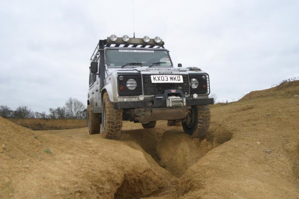 1:1 4x4 Off Road Taster - One Hour Session Experience from drivingexperience.com