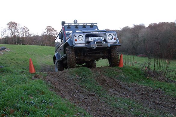 4x4 One to One Off Road Driving Experience from drivingexperience.com