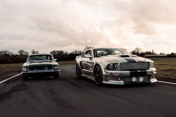 Shelby Eleanor vs Bullitt Mustang Experience - 20 Laps Experience from drivingexperience.com