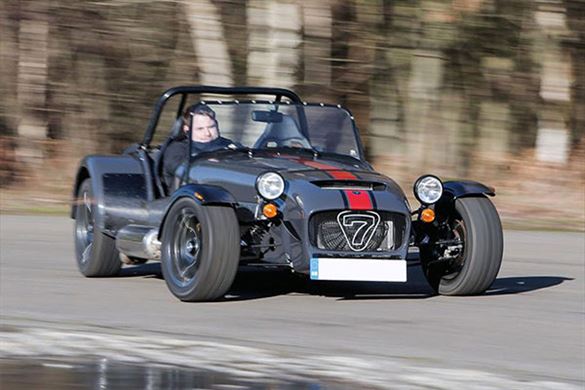 Caterham 7 Experience from drivingexperience.com