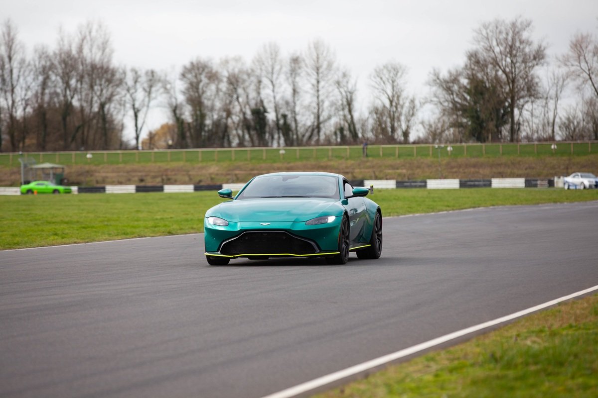 Diamond Supercar Driving Blast - 3 Cars Driving Experience 1
