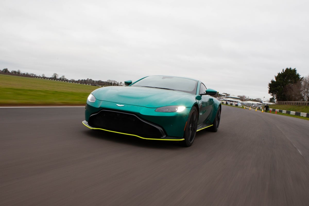 Diamond Supercar Driving Thrill - 3 Cars Driving Experience 1
