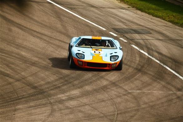 Ford 'Le Mans '66' GT40 Experience from drivingexperience.com