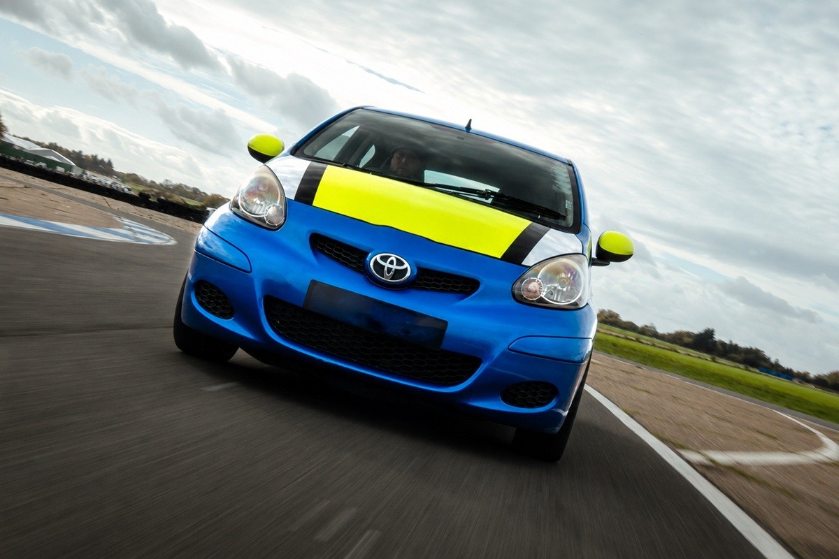 Ghost Lap Challenge - Toyota Aygo Driving Experience 1