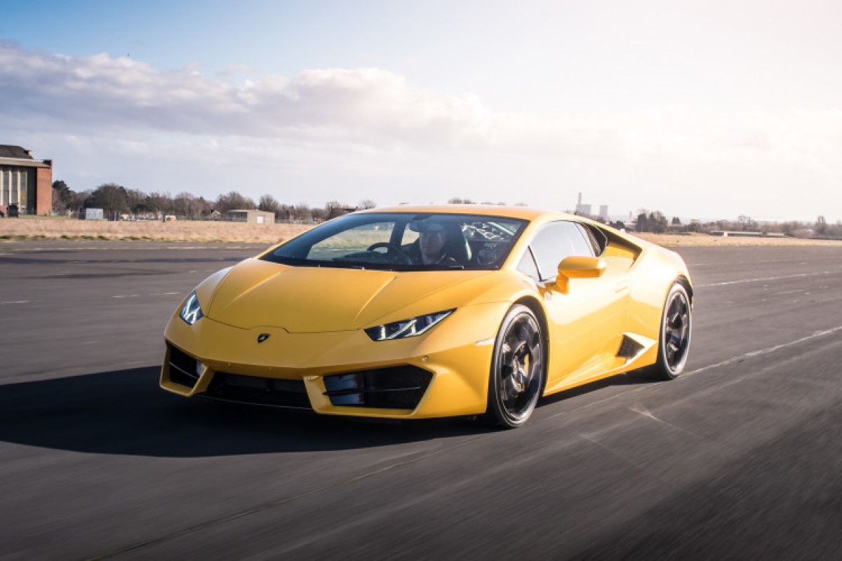 Junior Lamborghini Huracan Drive Experience from drivingexperience.com