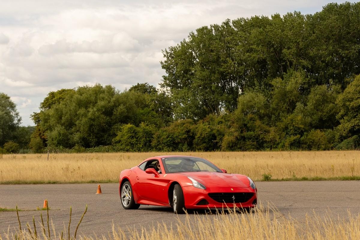 Junior VIP 5 Supercars Track Day Experience Driving Experience 1