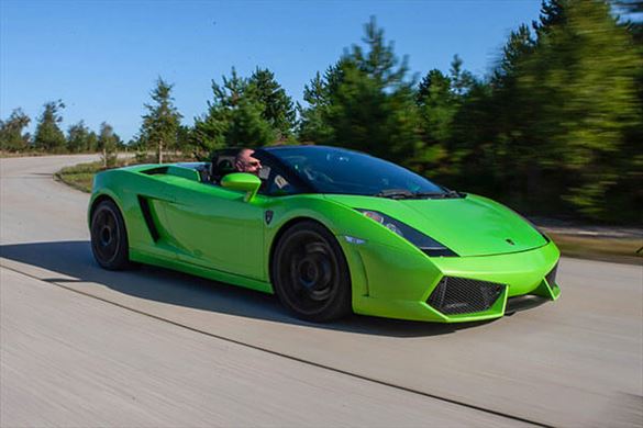 Lamborghini Gallardo Spyder Experience from drivingexperience.com