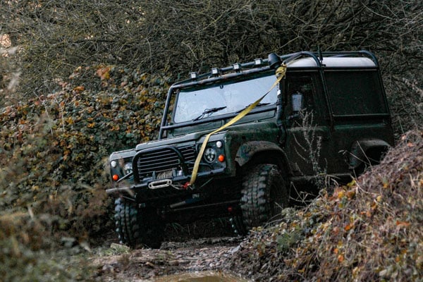 Land Rover Defender Off Road Experience Driving Experience 1