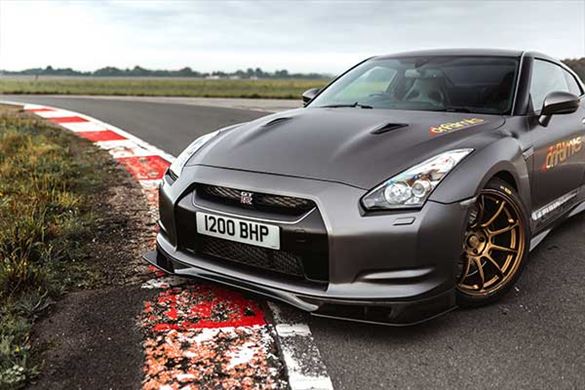 Nissan GTR Thrill Driving Experience - 12 Laps Driving Experience 1