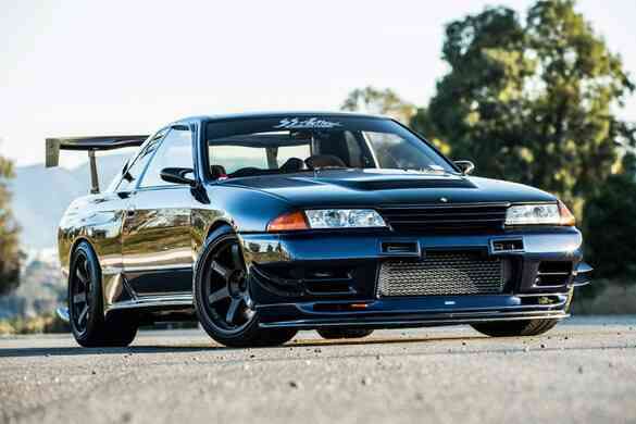 Drive a Nissan Skyline R32 Driving Experience 1