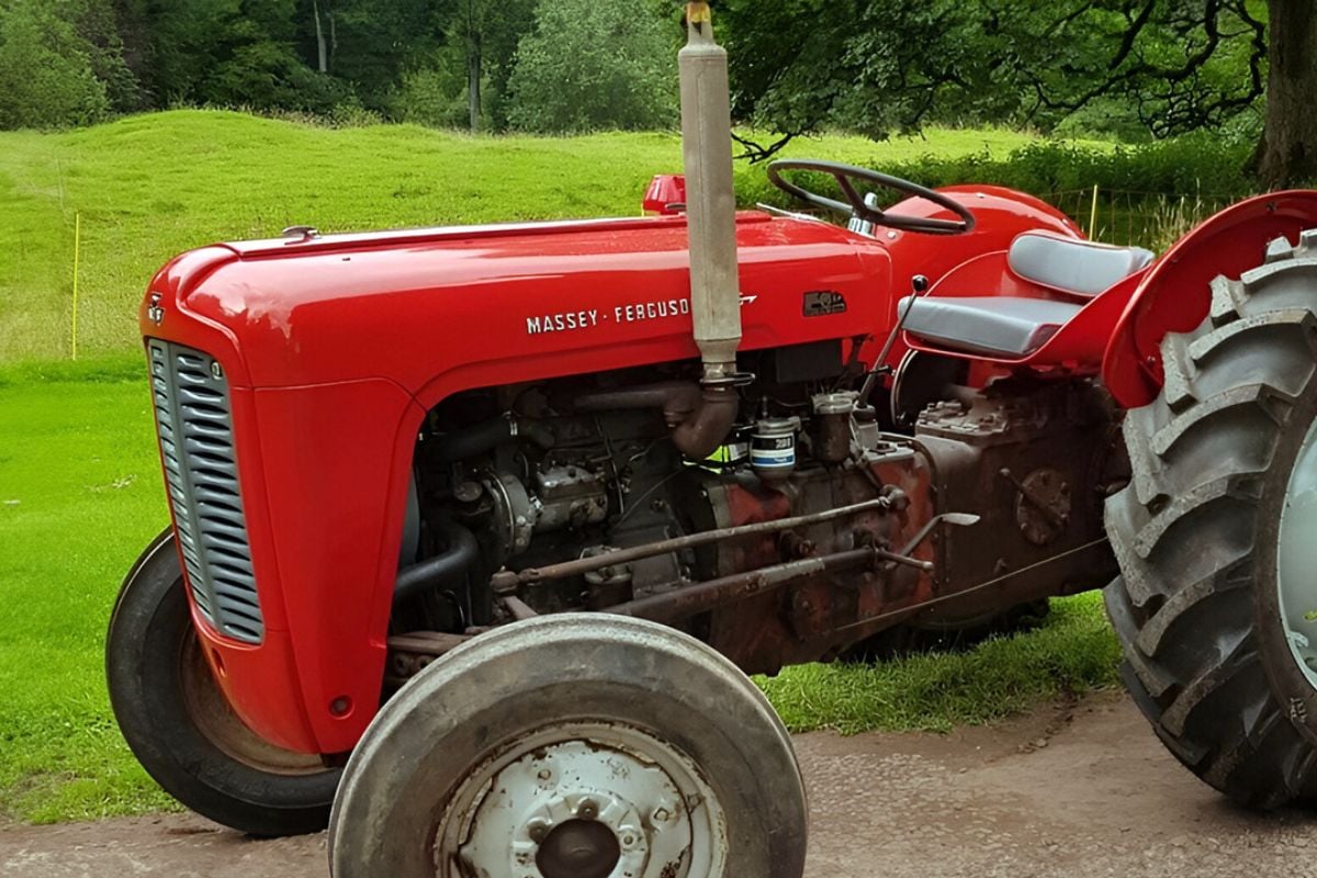 Real Farm Old vs New Tractor Driving Driving Experience 1