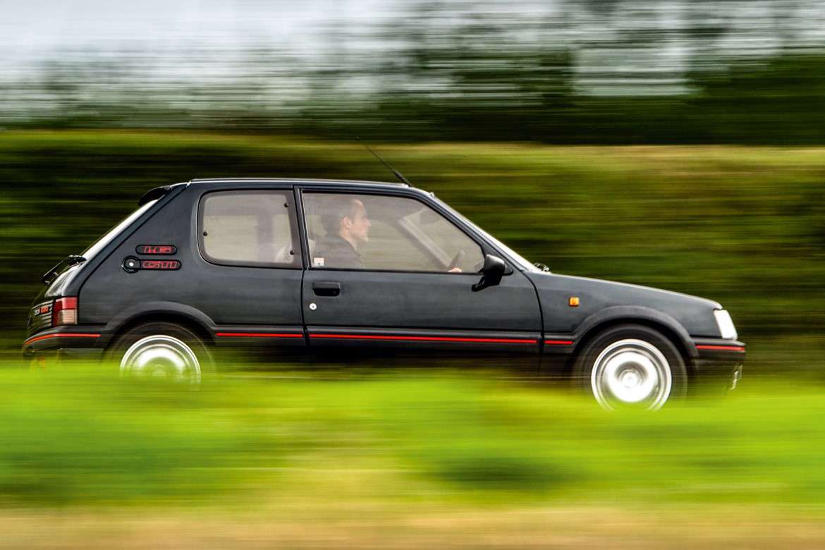 Peugeot 205 GTi Experience from drivingexperience.com
