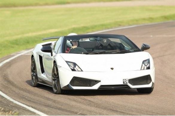 Supercar Double Platinum Driving Experience 1
