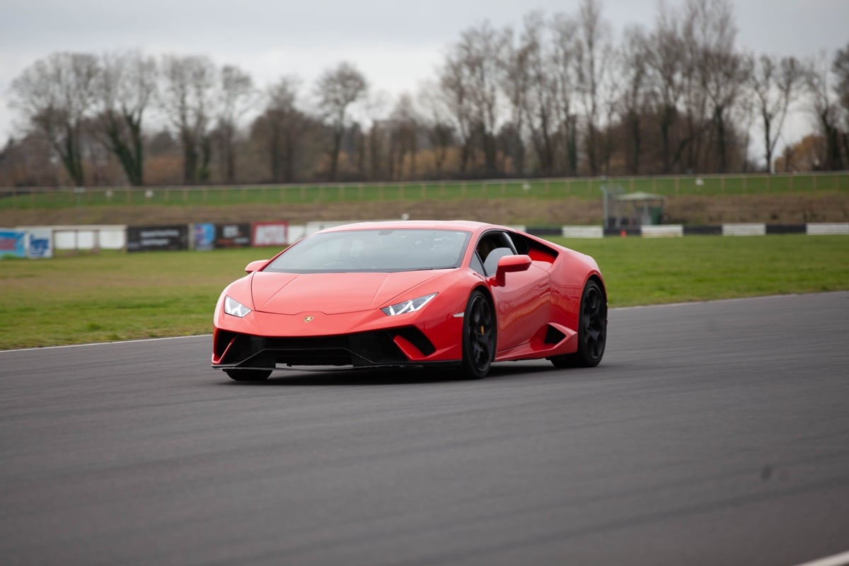 Platinum Supercar Driving Blast - 5 Cars Driving Experience 1