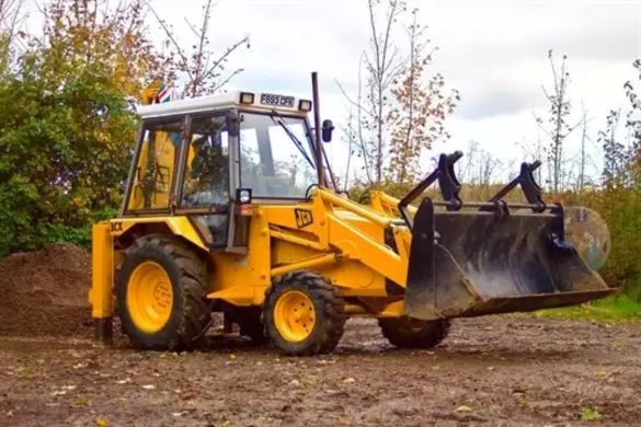 Shared JCB Digger Driving Experience for Two Experience from drivingexperience.com