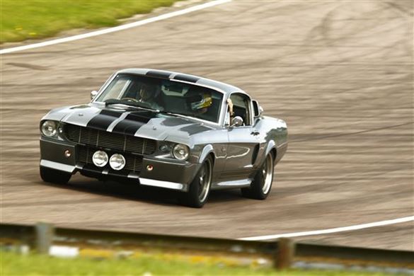 Shelby 'Eleanor' Mustang GT500 Driving Experience 2