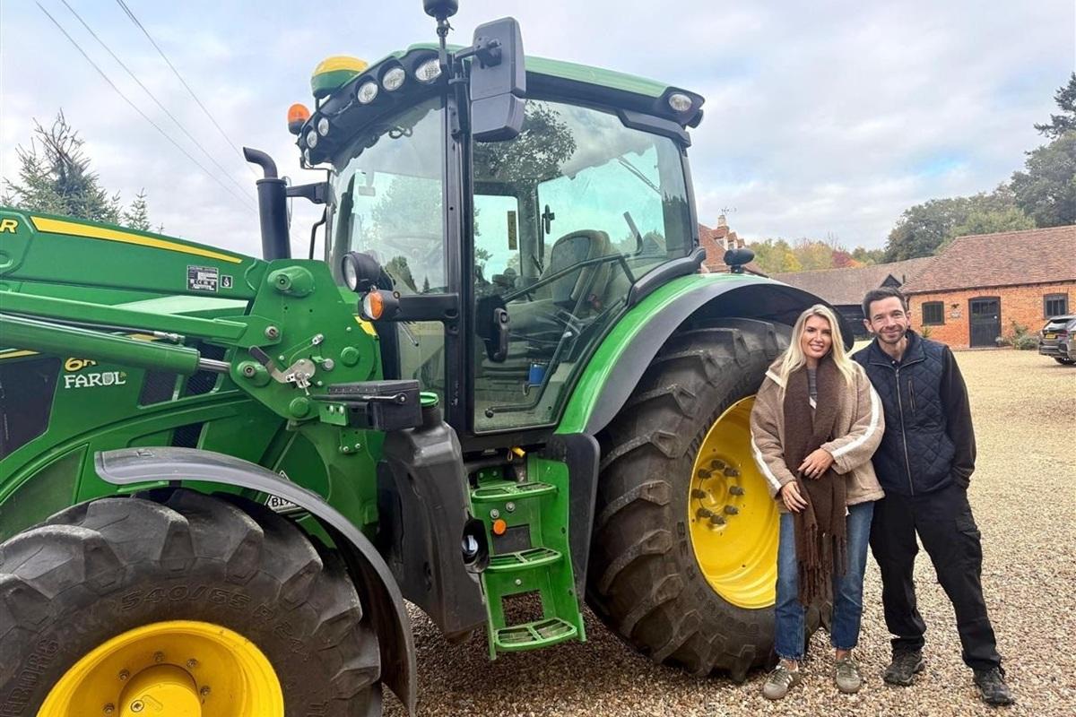2 Hours Ultimate Tractor Driving for One Experience from drivingexperience.com