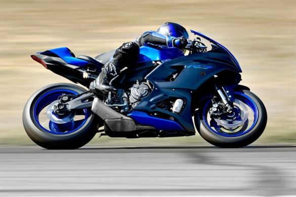 Yamaha R7 Track Bike Hire Driving Experience